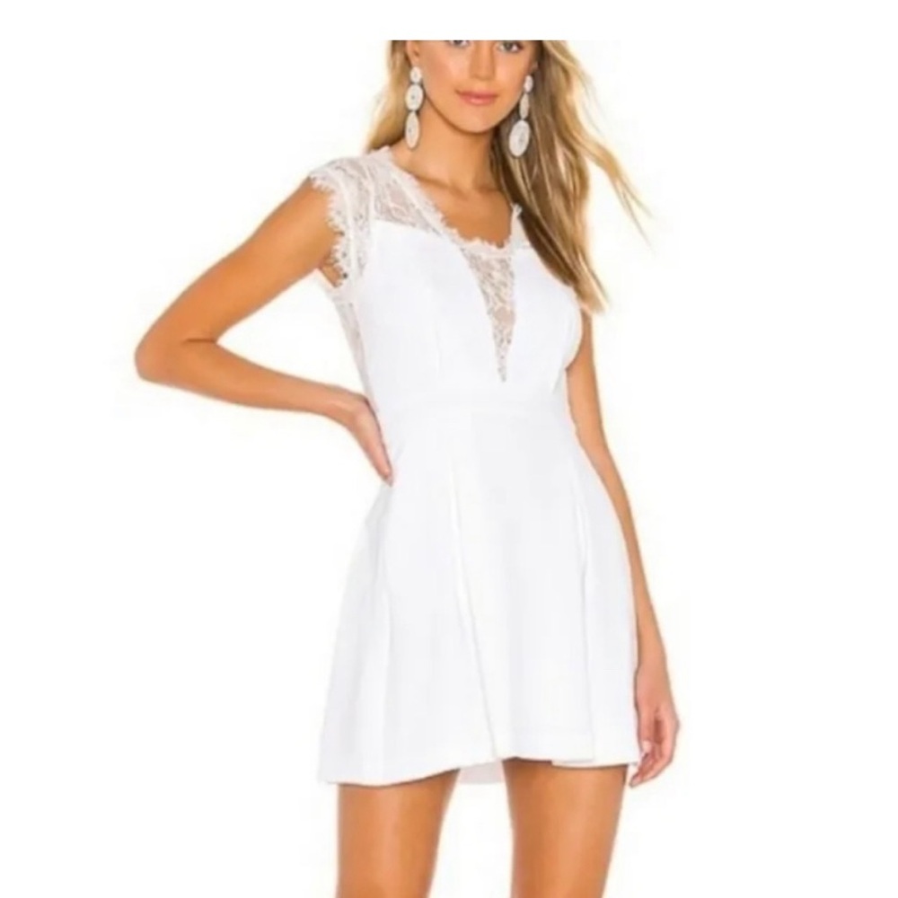 BCBGeneration white lace dress, worn once !